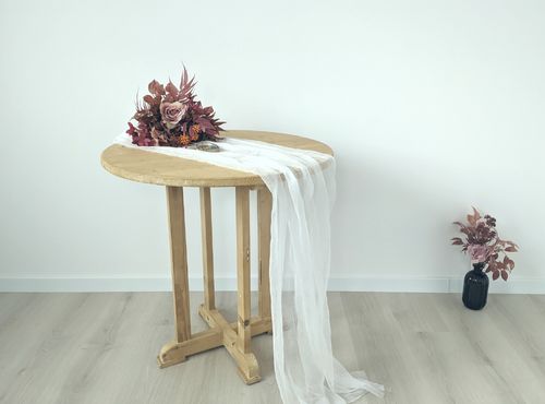 stolek kulatý na svatební obřad