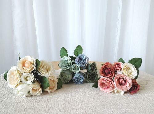 květiny růže textilní na svatební výzdobu